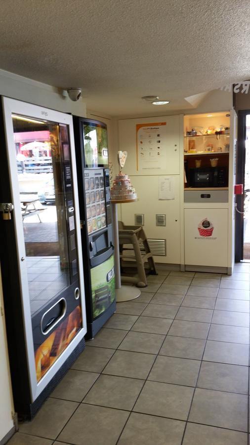 hotelF1 Lyon Isle D'Abeau Ouest St Exupery Saint-Quentin-Fallavier Exterior foto
