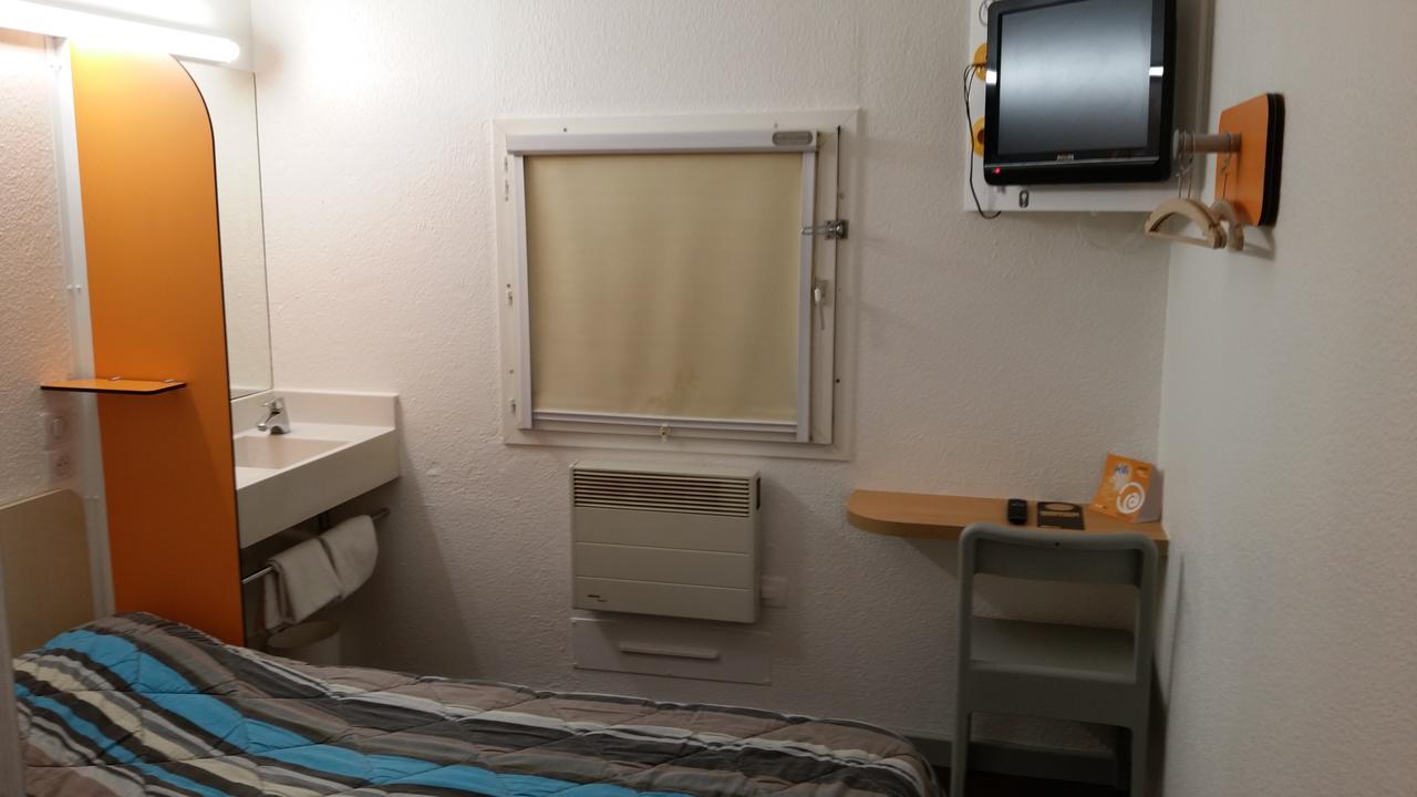 hotelF1 Lyon Isle D'Abeau Ouest St Exupery Saint-Quentin-Fallavier Exterior foto