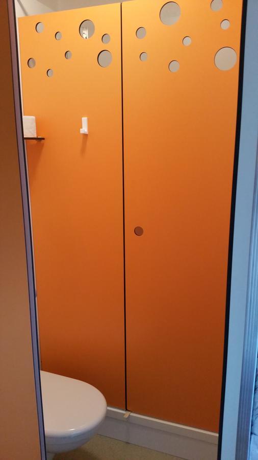 hotelF1 Lyon Isle D'Abeau Ouest St Exupery Saint-Quentin-Fallavier Exterior foto