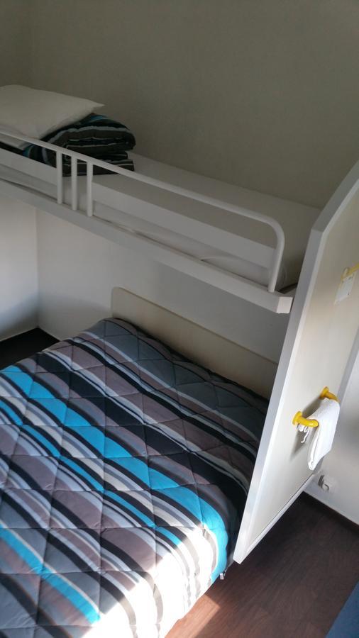 hotelF1 Lyon Isle D'Abeau Ouest St Exupery Saint-Quentin-Fallavier Exterior foto
