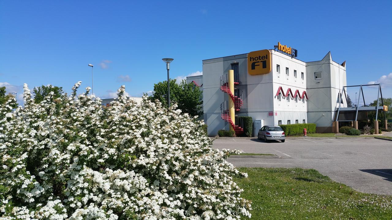 hotelF1 Lyon Isle D'Abeau Ouest St Exupery Saint-Quentin-Fallavier Exterior foto