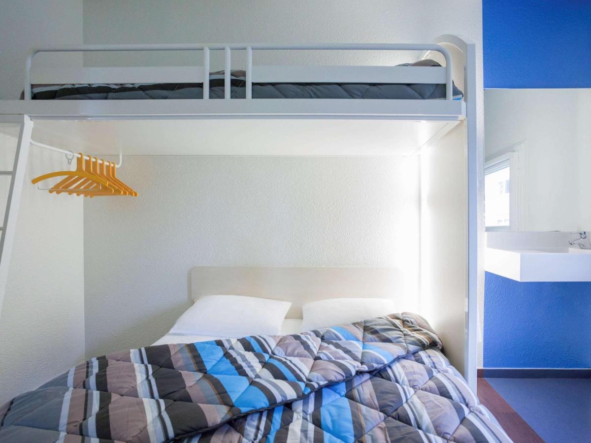 hotelF1 Lyon Isle D'Abeau Ouest St Exupery Saint-Quentin-Fallavier Exterior foto